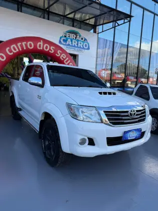TOYOTA HILUX 3.0 SRV 4X4 CD 16V TURBO INTERCOOLER DIESEL 4P AUTOMÁTICO