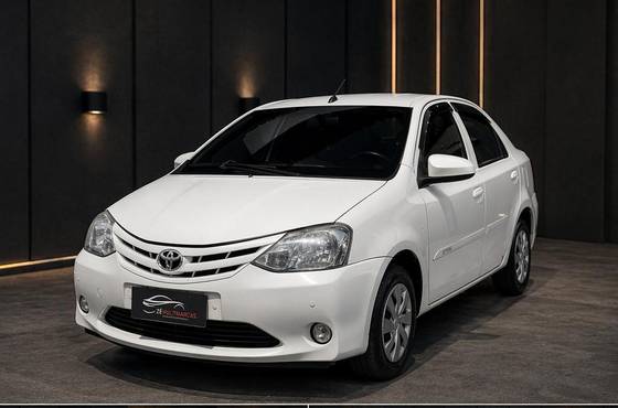 TOYOTA ETIOS 1.5 X SEDAN 16V FLEX 4P AUTOMÁTICO