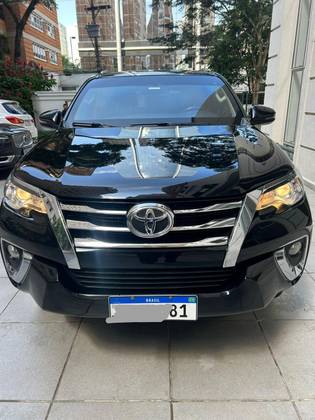 TOYOTA HILUX SW4 2.7 SR 4X2 16V FLEX 4P AUTOMÁTICO