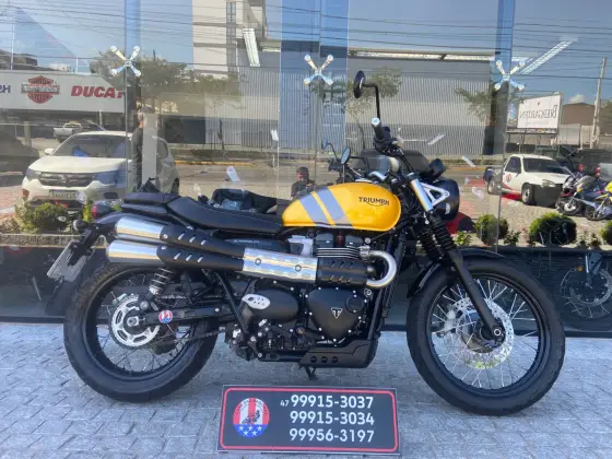 TRIUMPH SCRAMBLER 900 