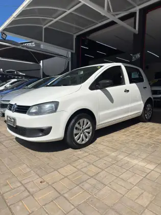 VOLKSWAGEN FOX 1.0 MI 8V FLEX 4P MANUAL VOLKSWAGEN FOX 1.0 MI 8V FLEX 4P MANUAL