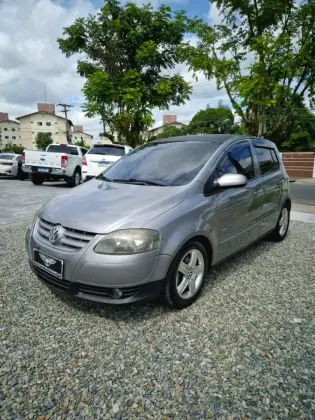 VOLKSWAGEN FOX 1.6 MI PLUS 8V FLEX 4P MANUAL VOLKSWAGEN FOX 1.6 MI PLUS 8V FLEX 4P MANUAL