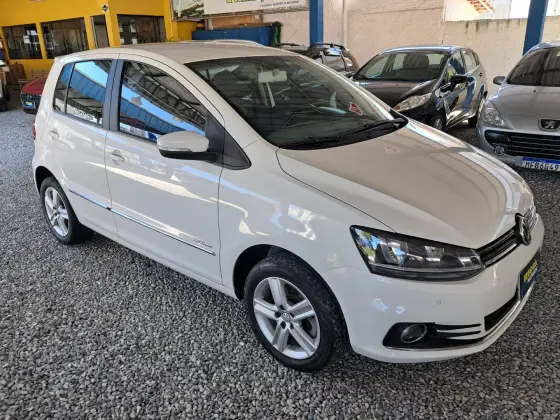 VOLKSWAGEN FOX 1.6 MSI HIGHLINE 16V FLEX 4P MANUAL