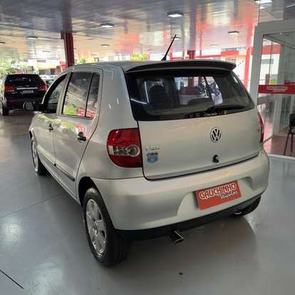 VOLKSWAGEN-FOX-1.6 MI 8V FLEX 4P AUTOMATIZADO VOLKSWAGEN-FOX-2009