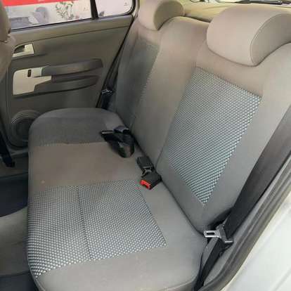 VOLKSWAGEN-FOX-2009
