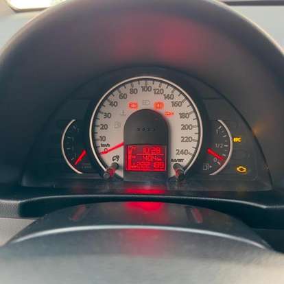 VOLKSWAGEN-FOX-2009
