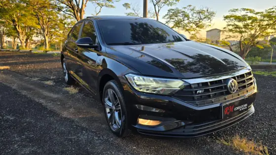 VOLKSWAGEN JETTA 1.4 250 TSI TOTAL FLEX R-LINE TIPTRONIC