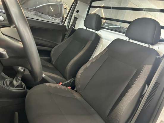VOLKSWAGEN-SAVEIRO-1.6 MSI ROBUST CS 16V FLEX 2P MANUAL VOLKSWAGEN-SAVEIRO-2024