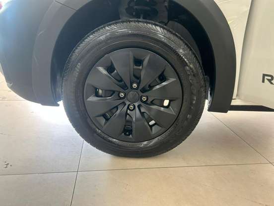 VOLKSWAGEN-SAVEIRO-2024
