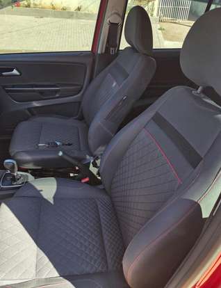 VOLKSWAGEN-CROSSFOX-2015