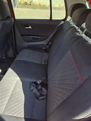 VOLKSWAGEN-CROSSFOX-2015