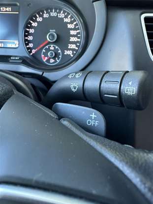 VOLKSWAGEN-FOX-2013