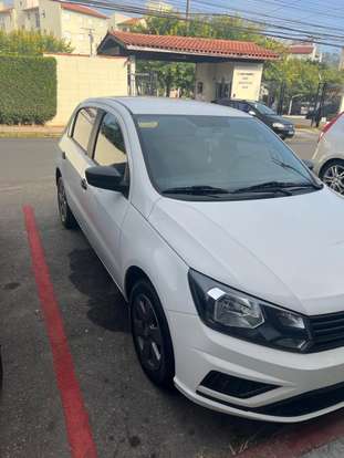 VOLKSWAGEN-GOL-2021