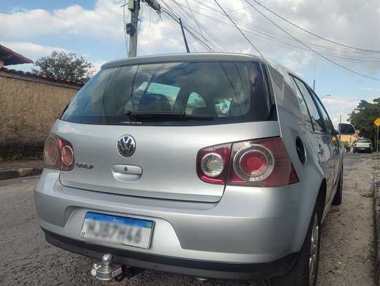 VOLKSWAGEN-GOLF-2008