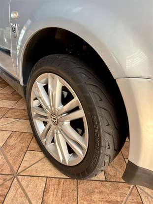 VOLKSWAGEN-PASSAT-1998
