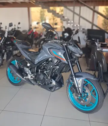 YAMAHA MT-03 ABS YAMAHA MT-03 ABS