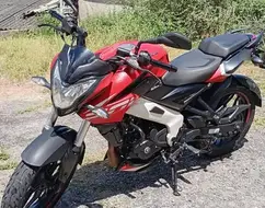 BAJAJ DOMINAR 200 BAJAJ DOMINAR 200