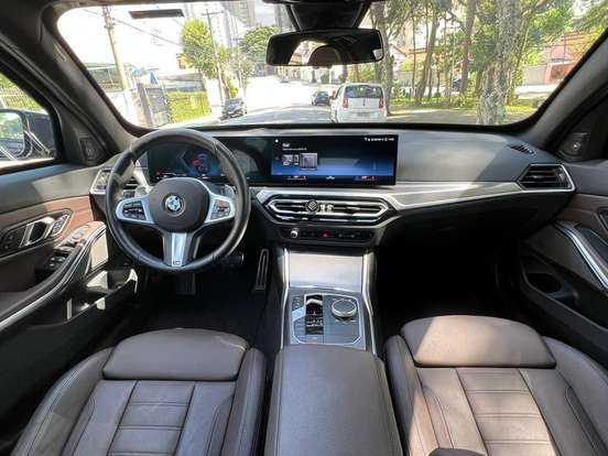 BMW-320i-2.0 16V TURBO FLEX M SPORT AUTOMÁTICO BMW-320i-2024