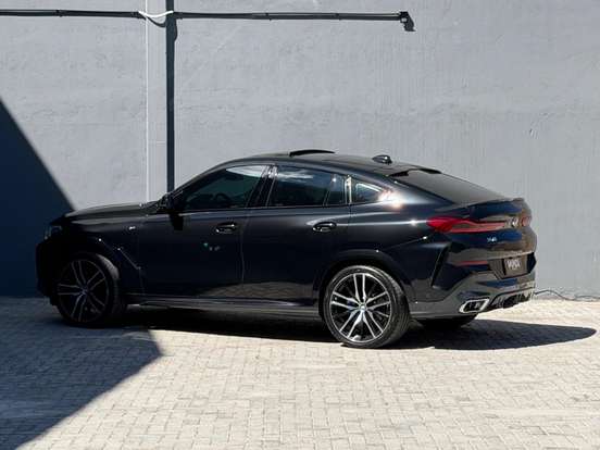 BMW-X6-3.0 TWINPOWER GASOLINA XDRIVE40I M SPORT AUTOMÁTICO BMW-X6-2021