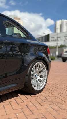 BMW-1 M-2012