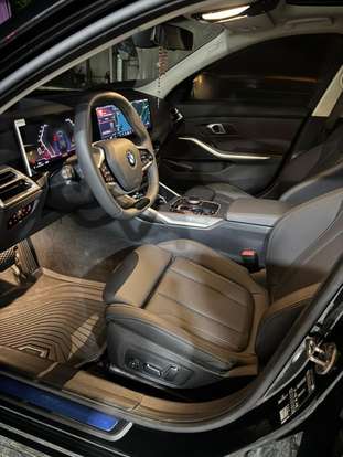 BMW-320i-2025