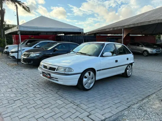 CHEVROLET ASTRA 2.0 MPFI GLS 8V GASOLINA 4P MANUAL