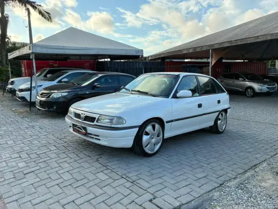 CHEVROLET-ASTRA-2.0 MPFI GLS 8V GASOLINA 4P MANUAL CHEVROLET-ASTRA-1995