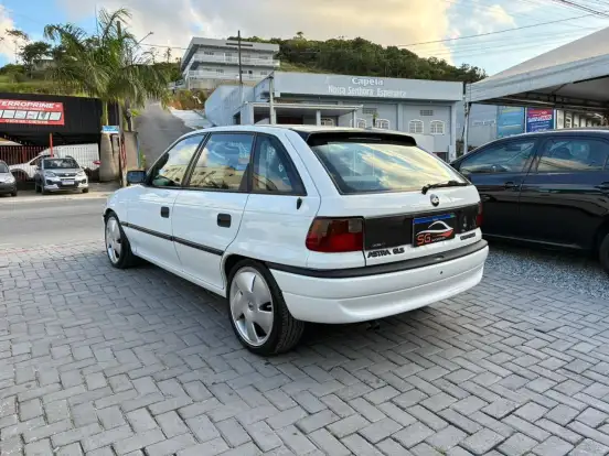 CHEVROLET-ASTRA-2.0 MPFI GLS 8V GASOLINA 4P MANUAL CHEVROLET-ASTRA-1995