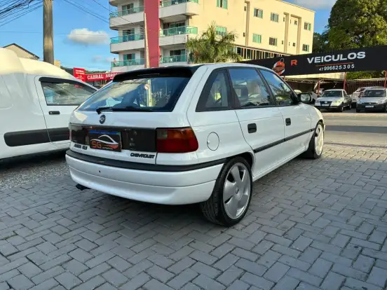 CHEVROLET-ASTRA-2.0 MPFI GLS 8V GASOLINA 4P MANUAL CHEVROLET-ASTRA-1995