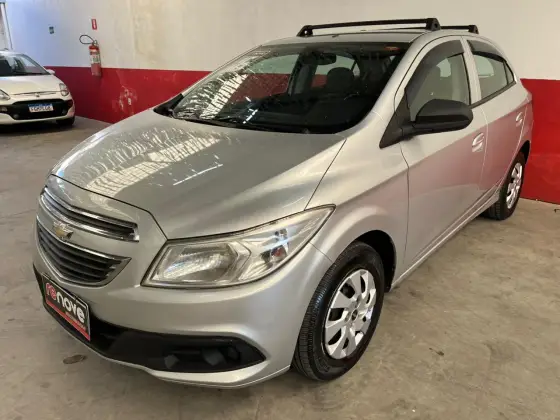 CHEVROLET ONIX 1.0 MPFI LT 8V FLEX 4P MANUAL