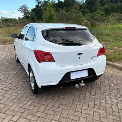 CHEVROLET ONIX 1.0 MPFI LT 8V FLEX 4P MANUAL