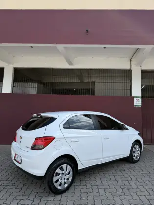 CHEVROLET ONIX 1.4 MPFI LTZ 8V FLEX 4P MANUAL