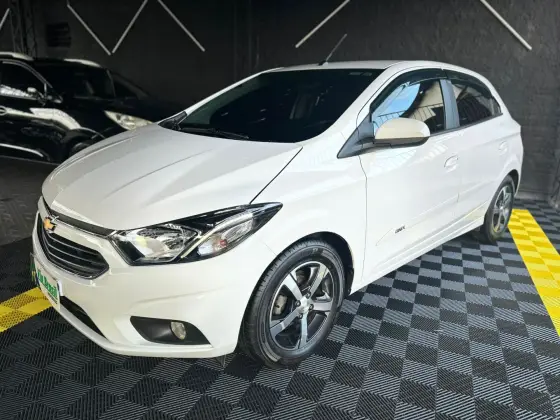 CHEVROLET ONIX 1.4 MPFI LTZ 8V FLEX 4P MANUAL