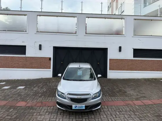 CHEVROLET PRISMA 1.4 MPFI LT 8V FLEX 4P MANUAL