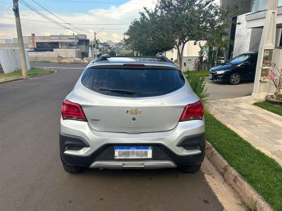 CHEVROLET-ONIX-2017