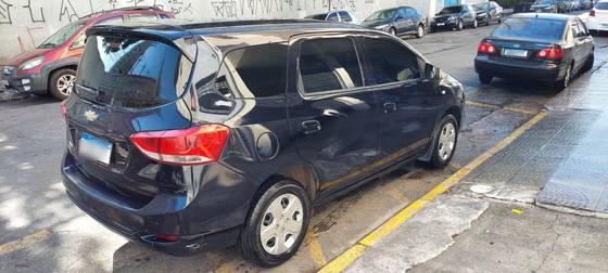 CHEVROLET SPIN 1.8 LS 8V FLEX 4P MANUAL