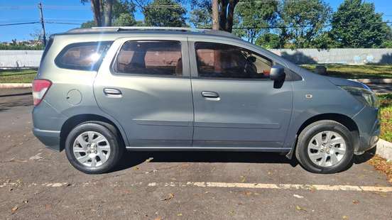CHEVROLET-SPIN-2012