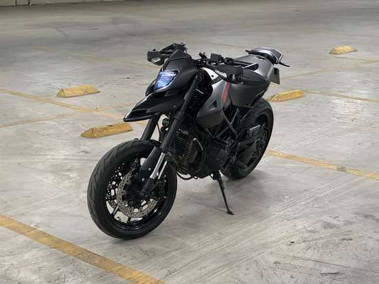 DUCATI-HYPERMOTARD 796-2011