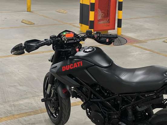 DUCATI-HYPERMOTARD 796 DUCATI-HYPERMOTARD 796-2011
