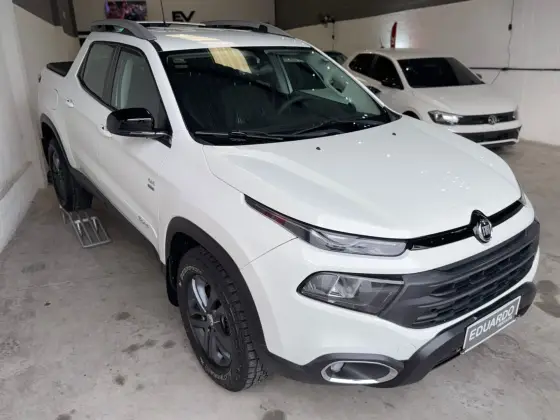 FIAT TORO 2.0 16V TURBO DIESEL ENDURANCE 4WD AT9