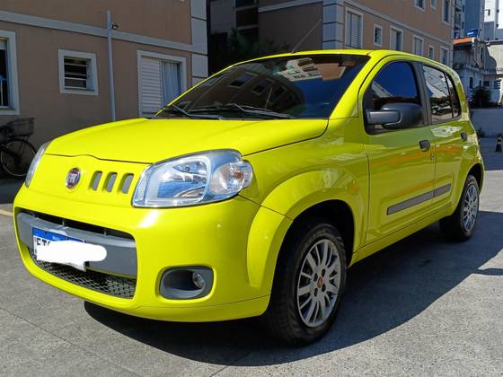 FIAT UNO 1.0 EVO VIVACE 8V FLEX 4P MANUAL