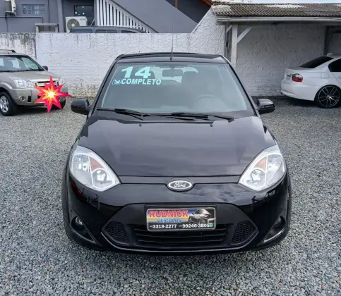 FORD FIESTA 1.6 ROCAM SE 8V FLEX 4P MANUAL