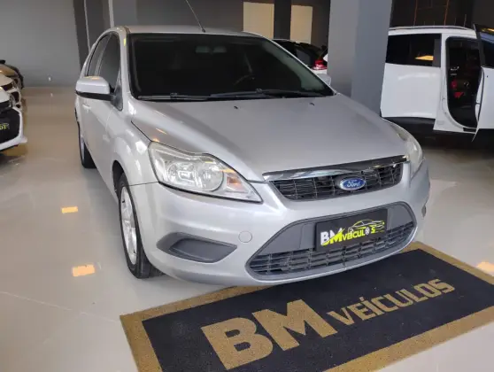 FORD FOCUS 1.6 8V GASOLINA 4P MANUAL