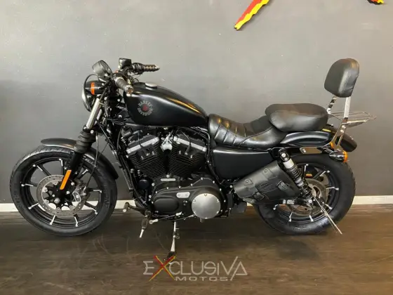 HARLEY-DAVIDSON SPORTSTER IRON 883 