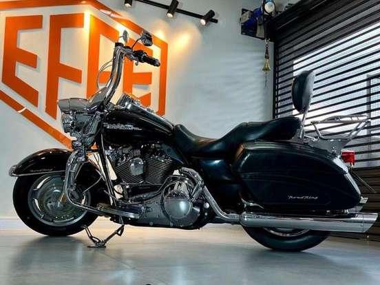 HARLEY-DAVIDSON-ROAD KING CLASSIC HARLEY-DAVIDSON-ROAD KING CLASSIC-2006