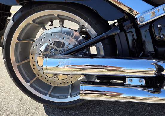 HARLEY-DAVIDSON-SOFTAIL FAT BOY 114-2022
