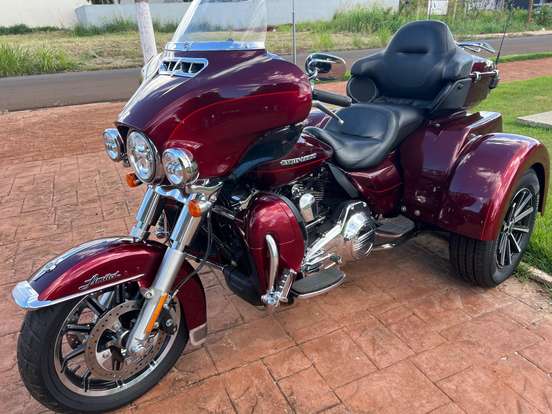 HARLEY-DAVIDSON-TRI GLIDE ULTRA CLASSIC HARLEY-DAVIDSON-TRI GLIDE ULTRA CLASSIC-2012