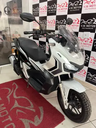 HONDA ADV 