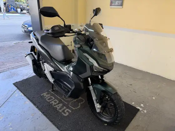 HONDA ADV 