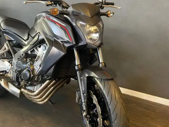 HONDA-CB 650 F HONDA-CB 650 F-2015
